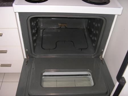 Naturally cleaned oven